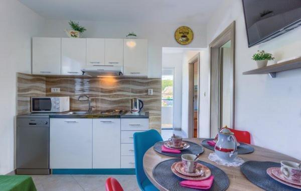 Holiday Home Perunika Zezevica Екстер'єр фото