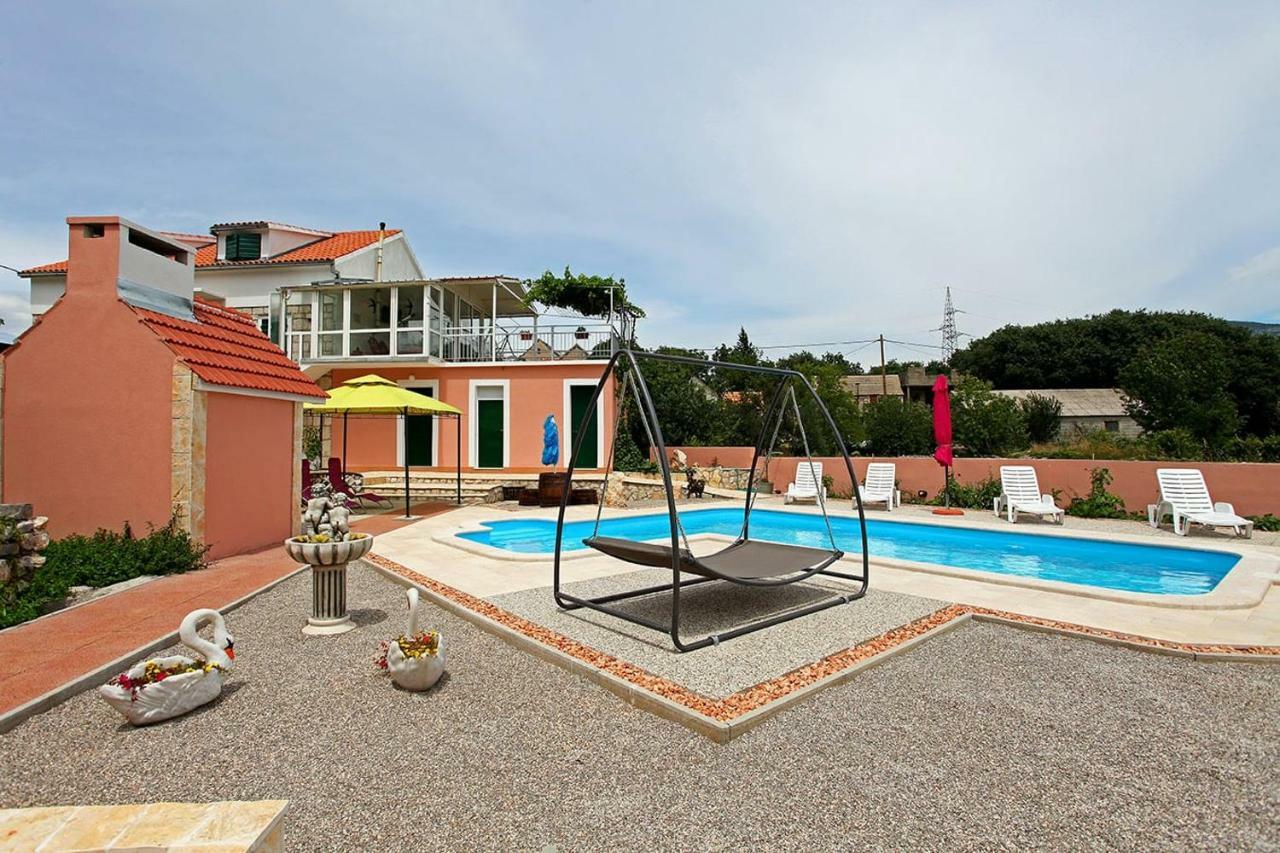 Holiday Home Perunika Zezevica Екстер'єр фото