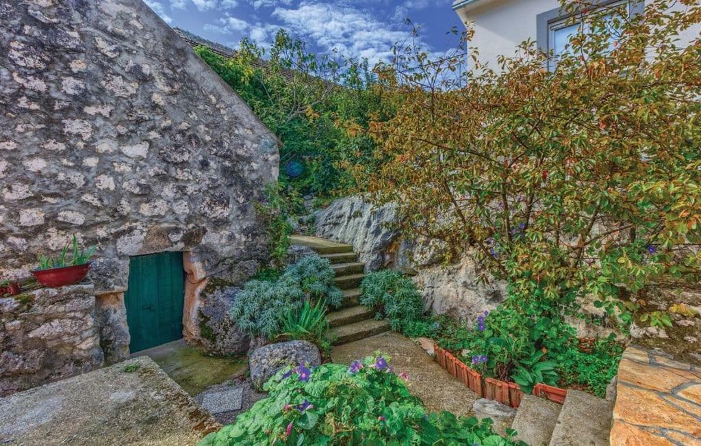 Holiday Home Perunika Zezevica Екстер'єр фото