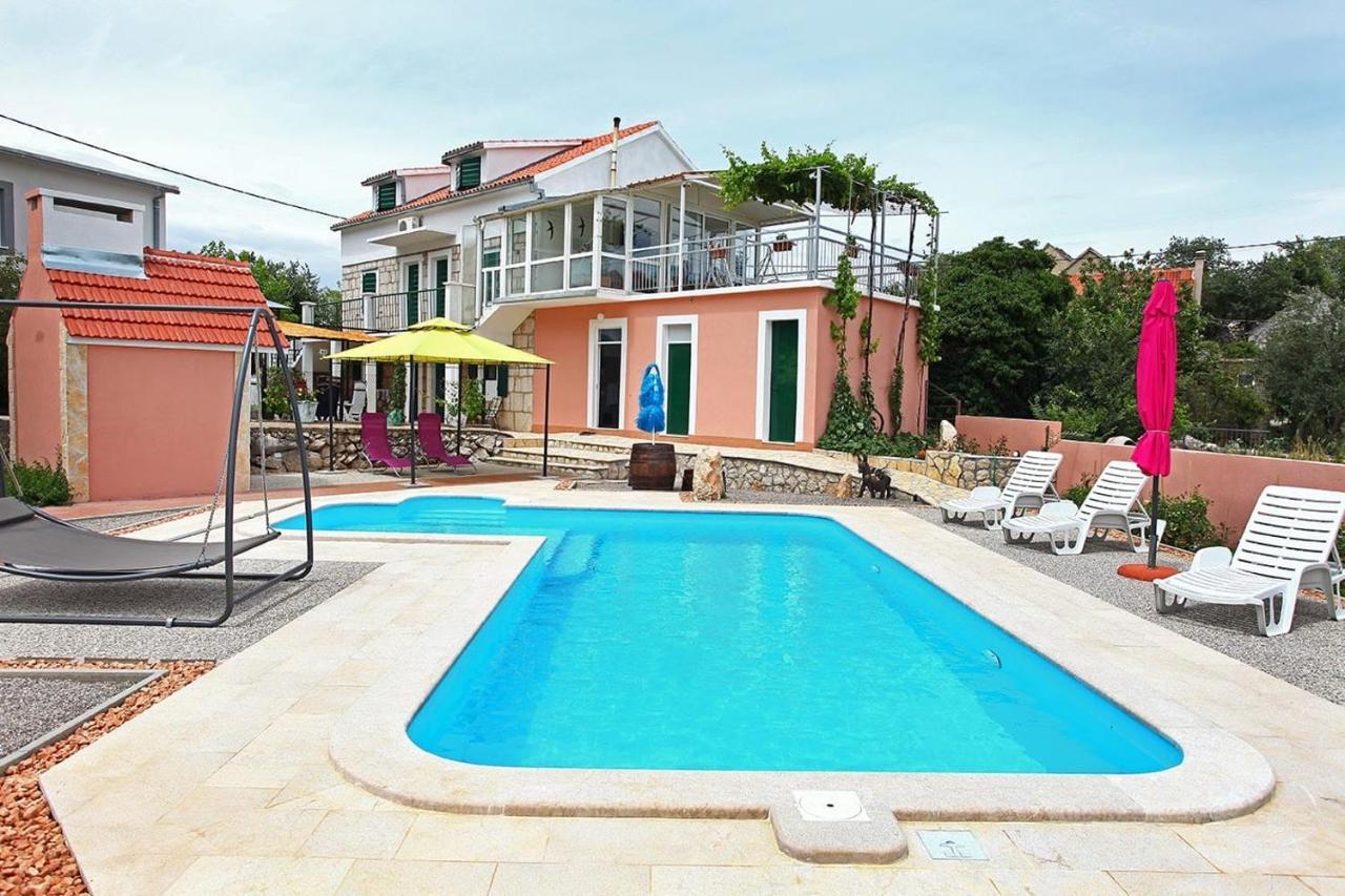 Holiday Home Perunika Zezevica Екстер'єр фото